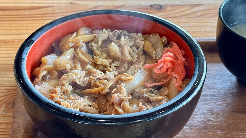 神仙沼レストハウス牛丼
